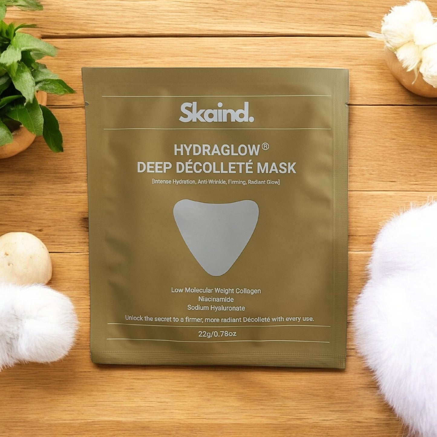 HydraGlow® Deep Décolleté Mask